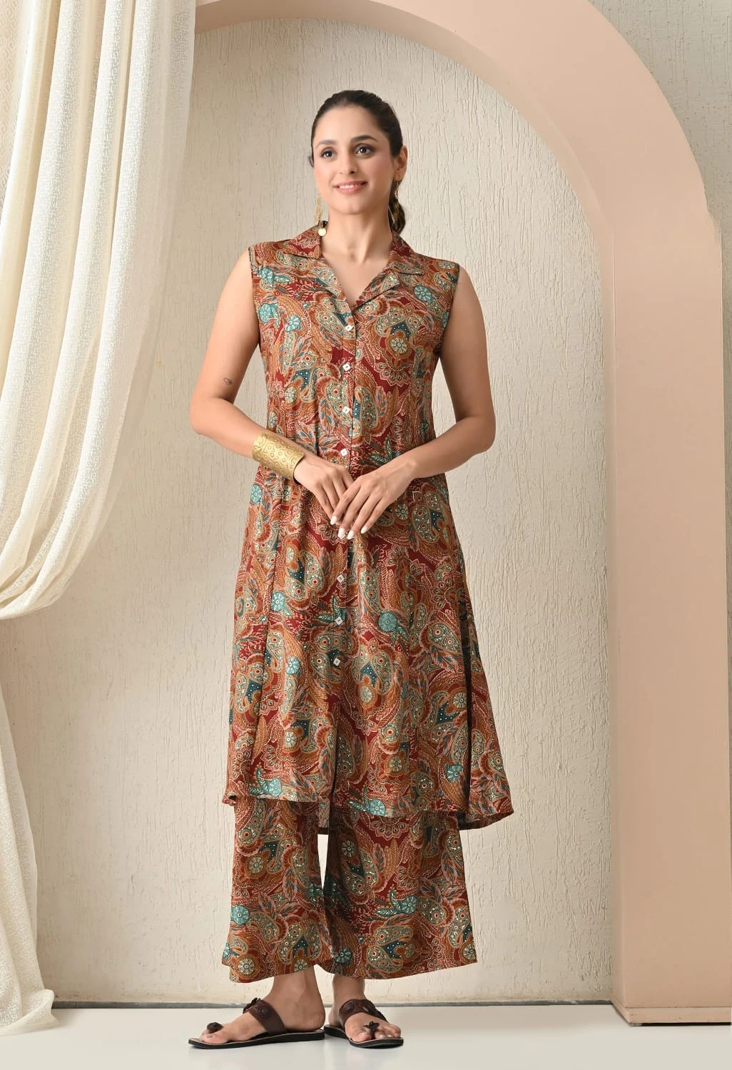 Heritage Glow - Rust Brown with Teal & Mustard Paisley Prints - Image 2